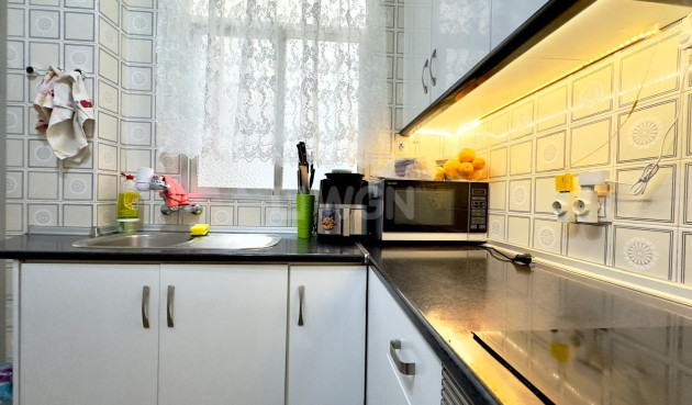 Resale - Commercial - Torrevieja - Playa De Los Naufragos