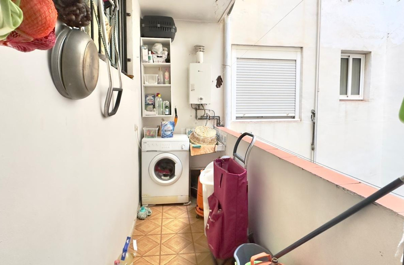 Resale - Commercial - Torrevieja - Playa De Los Naufragos