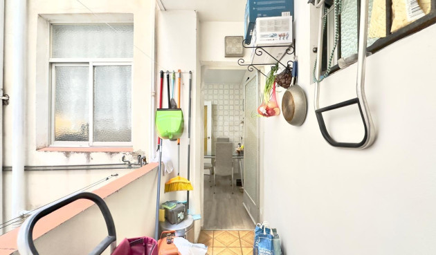 Resale - Commercial - Torrevieja - Playa De Los Naufragos