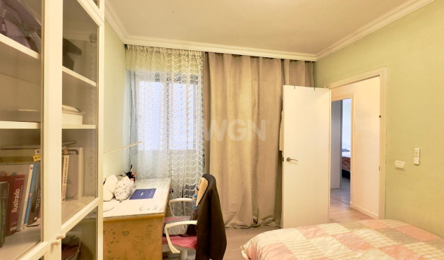 Resale - Commercial - Torrevieja - Playa De Los Naufragos