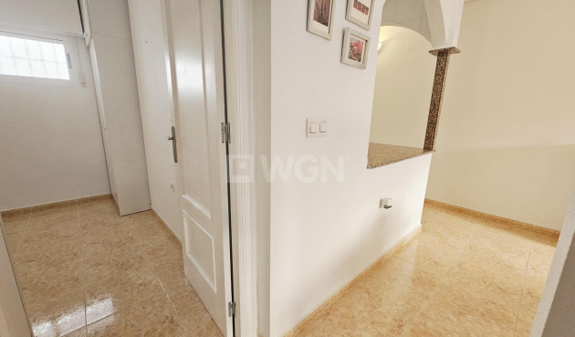 Odsprzedaż - Mieszkanie w bloku - Torrevieja - PARQUE DE LAS NACIONES