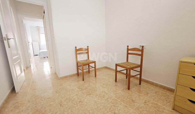 Odsprzedaż - Mieszkanie w bloku - Torrevieja - PARQUE DE LAS NACIONES