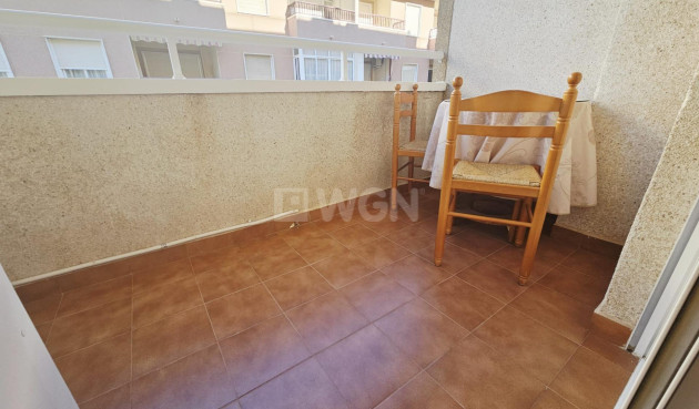 Odsprzedaż - Mieszkanie w bloku - Torrevieja - PARQUE DE LAS NACIONES