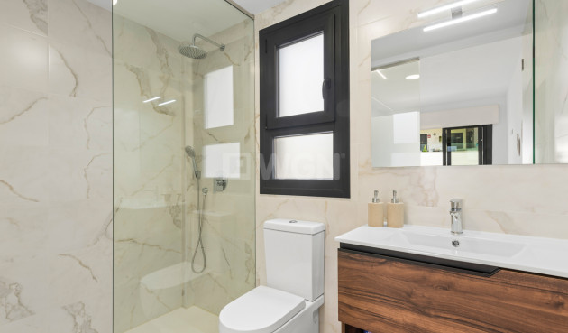 Reventa - Apartamento / piso - Villamartin - Costa Blanca