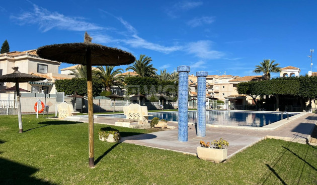 Resale - Villa - Orihuela Costa - Costa Blanca