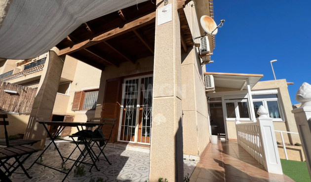 Resale - Villa - Orihuela Costa - Costa Blanca