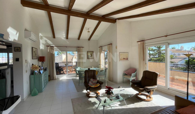 Resale - Villa - Villamartin - Costa Blanca