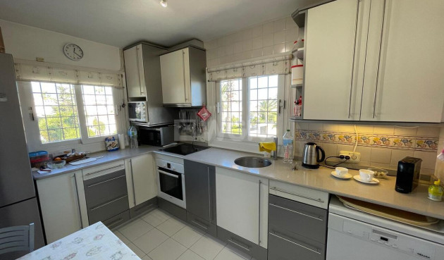 Resale - Villa - Villamartin - Costa Blanca