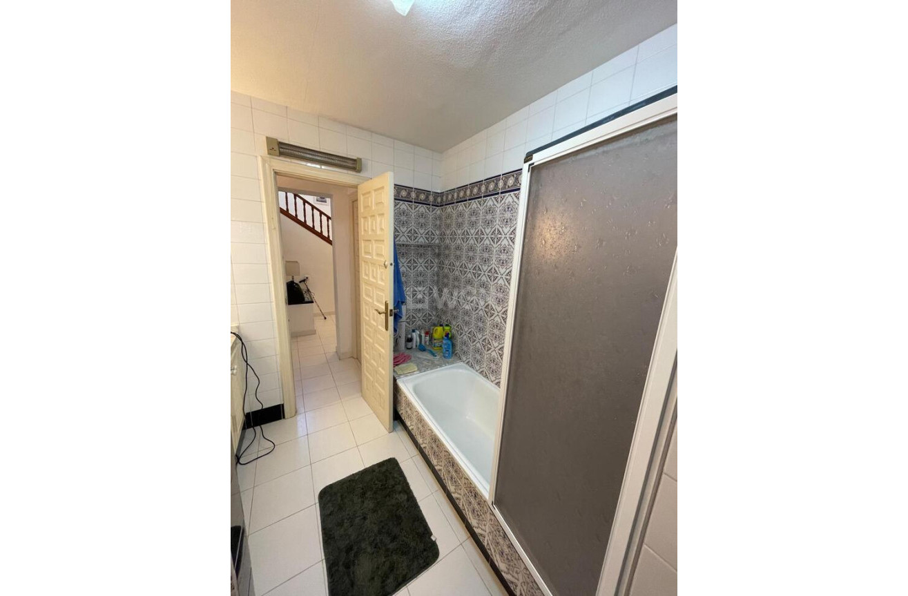 Resale - Villa - Villamartin - Costa Blanca