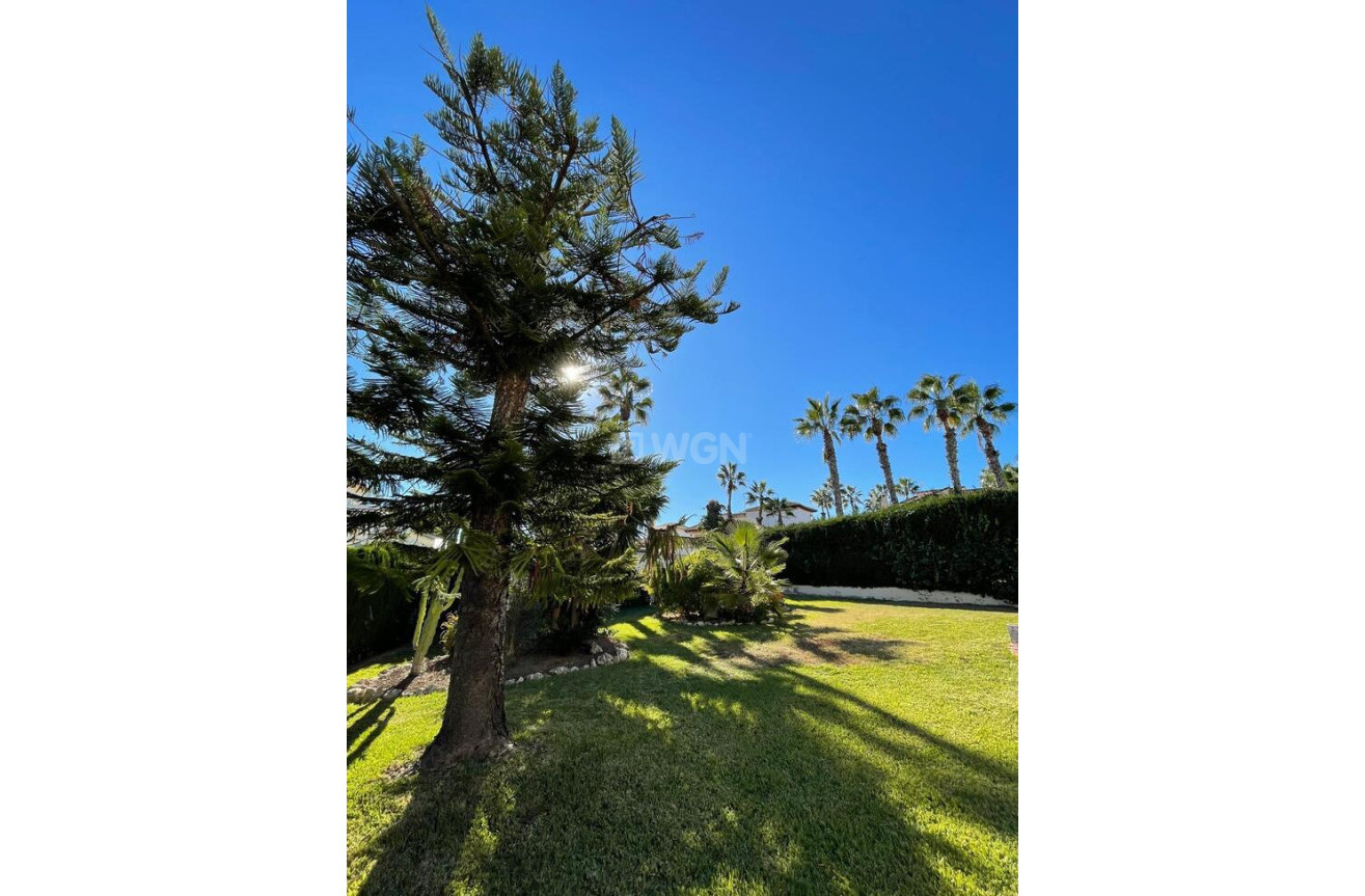 Resale - Villa - Villamartin - Costa Blanca