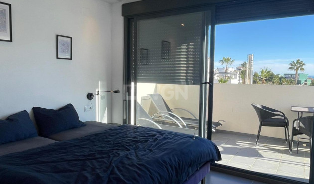 Resale - Villa - Villamartin - Costa Blanca