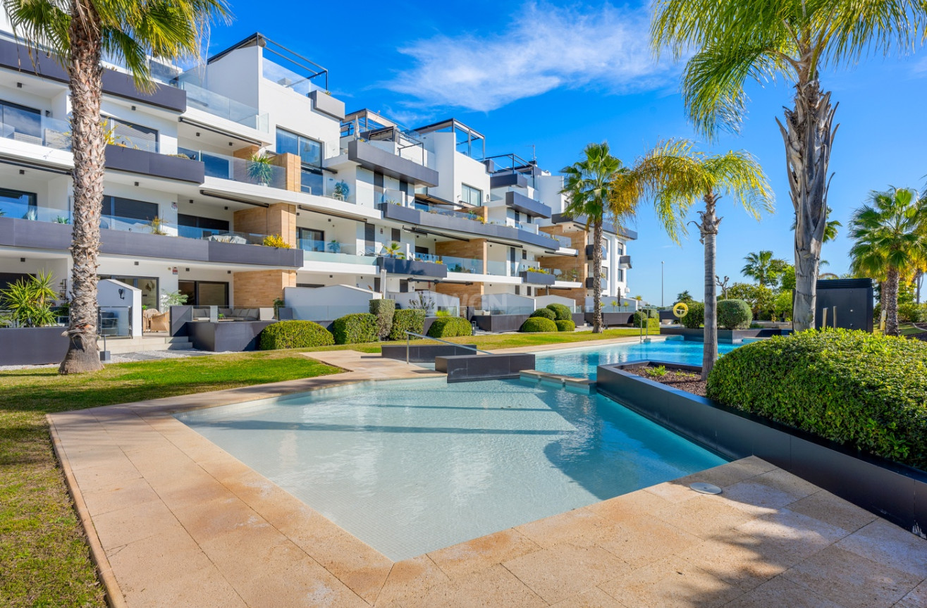 Wiederverkauf - Wohnung - Orihuela Costa - Costa Blanca