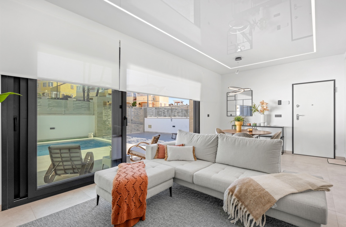 Reventa - Villa - Orihuela Costa - Costa Blanca