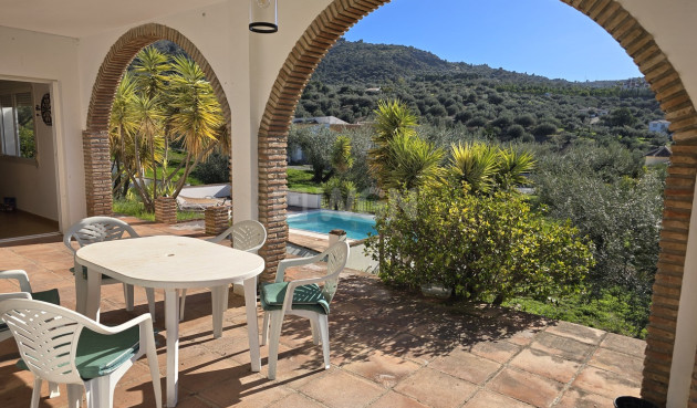 Reventa - Villa - Alcaucín - Inland