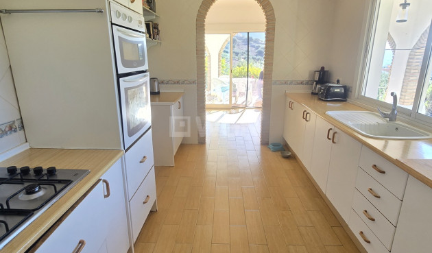 Reventa - Villa - Alcaucín - Inland