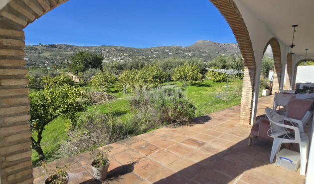 Reventa - Villa - Alcaucín - Inland