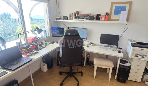 Reventa - Villa - Alcaucín - Inland