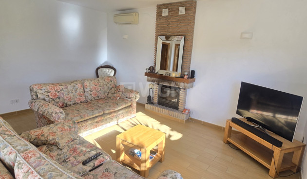 Reventa - Villa - Alcaucín - Inland