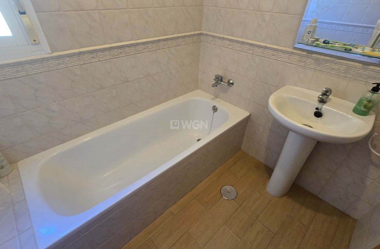 Reventa - Villa - Alcaucín - Inland