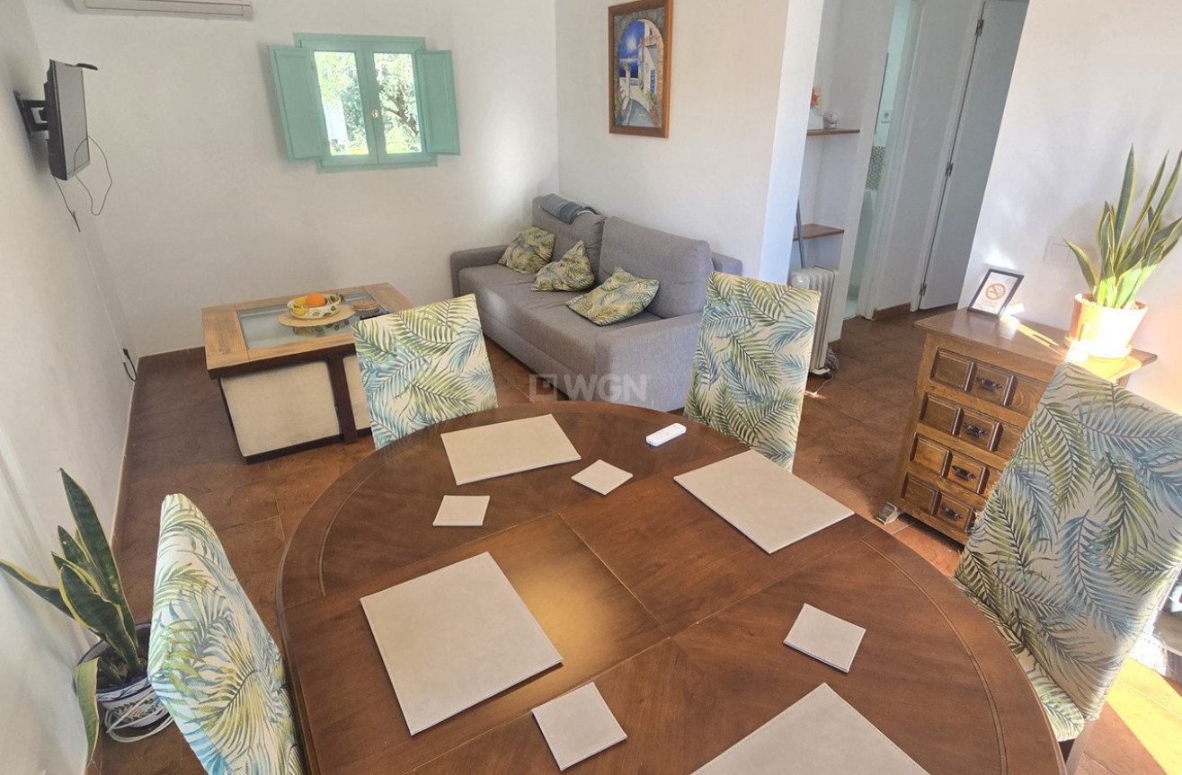 Reventa - Villa - Alcaucín - Inland