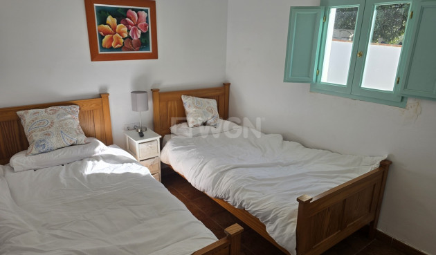 Reventa - Villa - Alcaucín - Inland