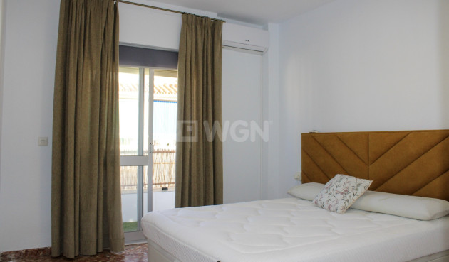 Odsprzedaż - Mieszkanie w bloku - Nerja - Costa del Sol