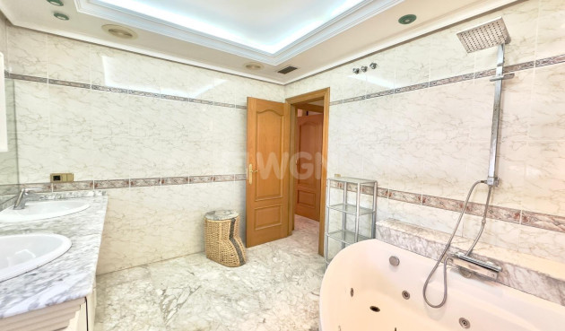 Reventa - Ático - Torrevieja - Centro