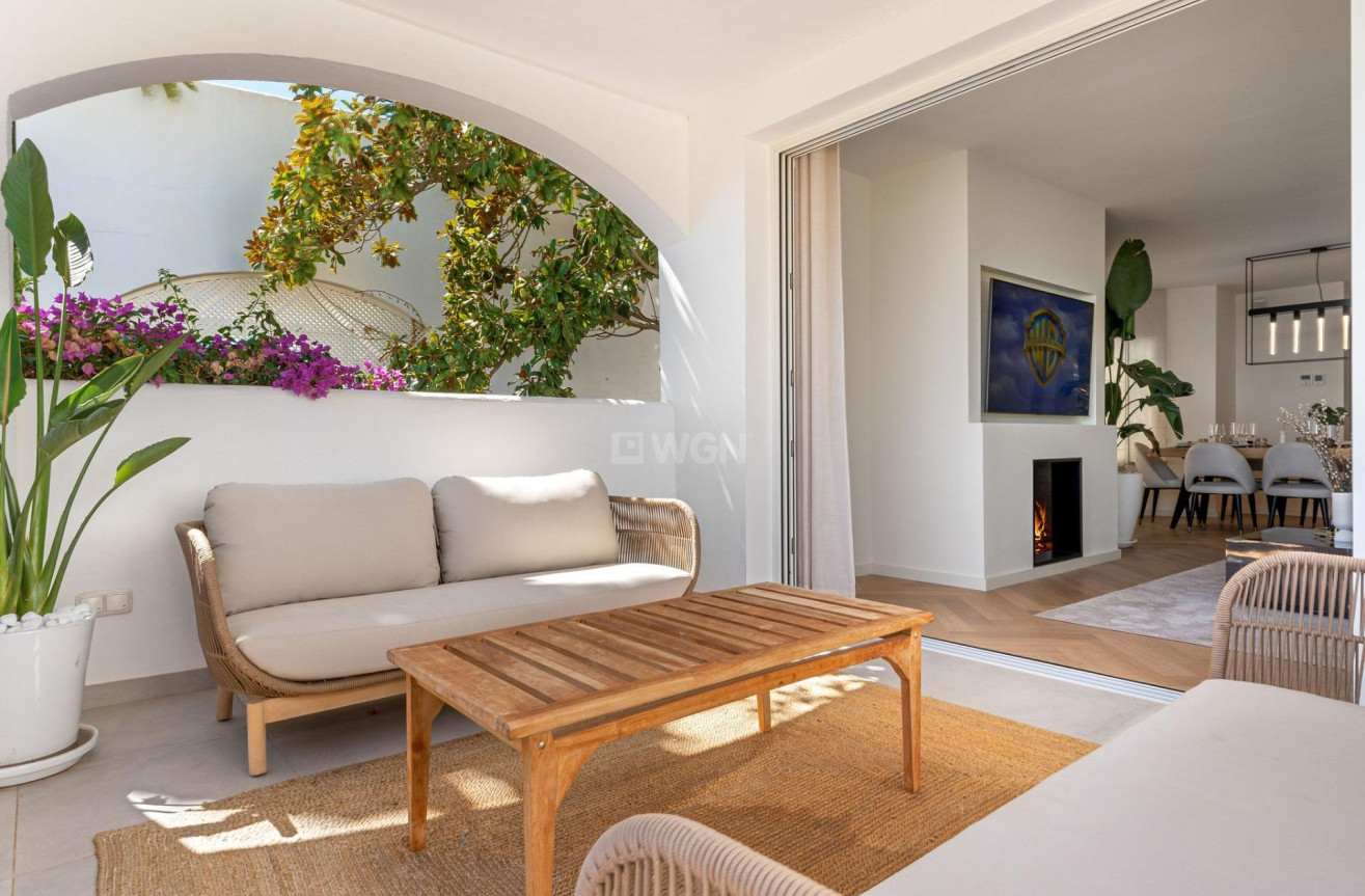 Odsprzedaż - Kamienica - Marbella - Milla De Oro