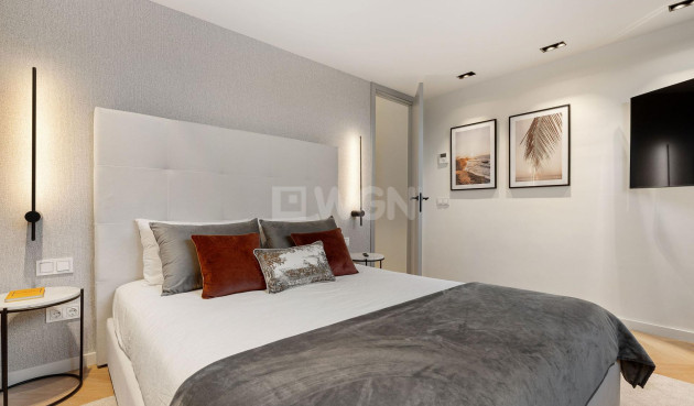 Odsprzedaż - Kamienica - Marbella - Milla De Oro