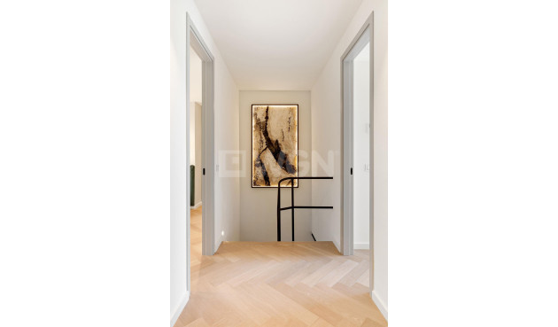 Odsprzedaż - Kamienica - Marbella - Milla De Oro