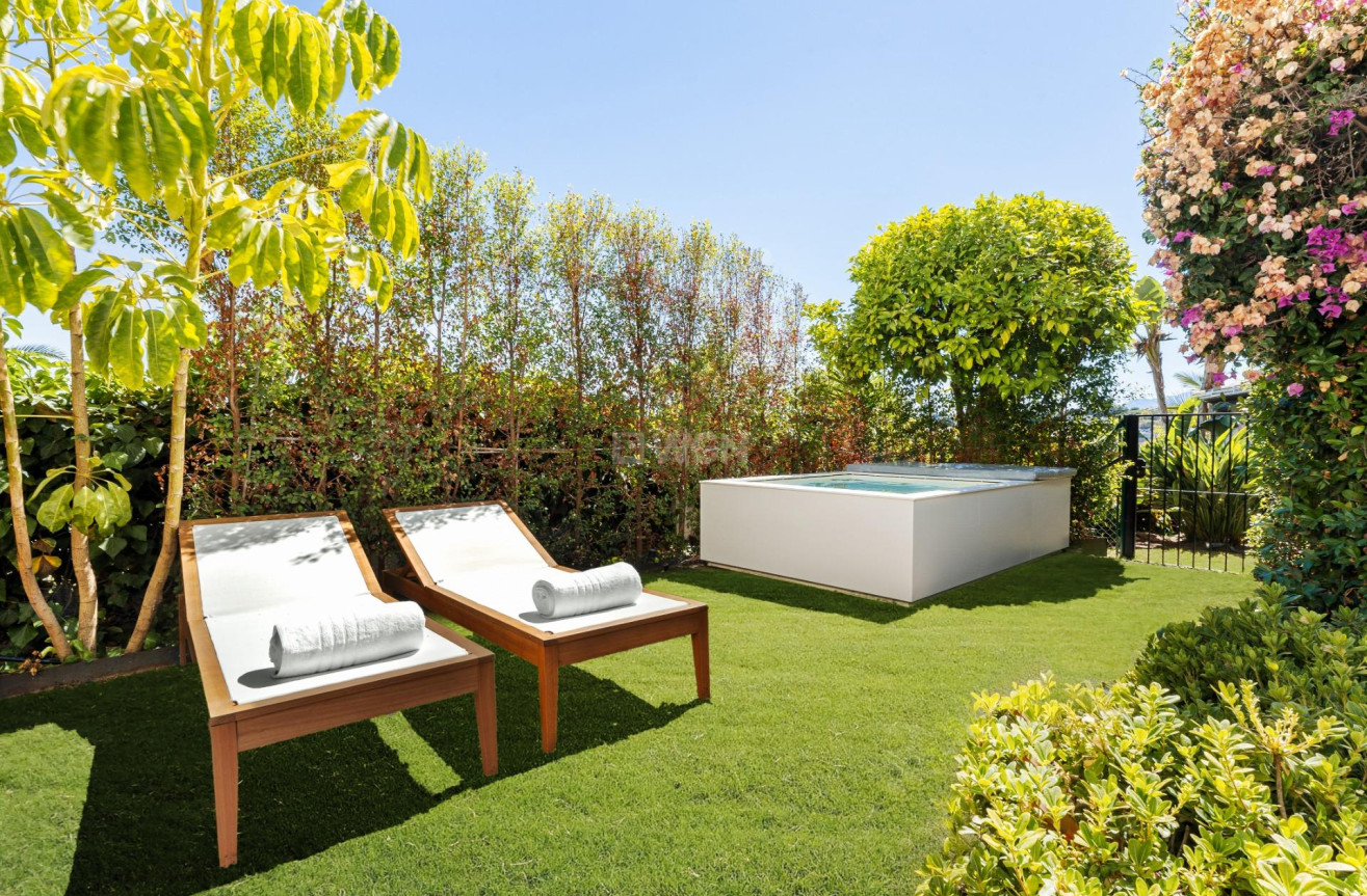 Odsprzedaż - Kamienica - Marbella - Milla De Oro