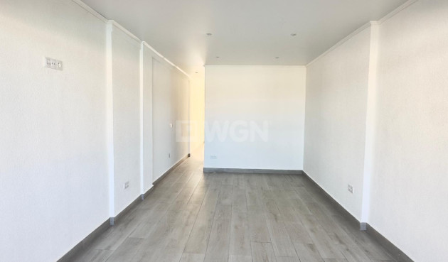 Odsprzedaż - Kamienica - Torrevieja - La Mata