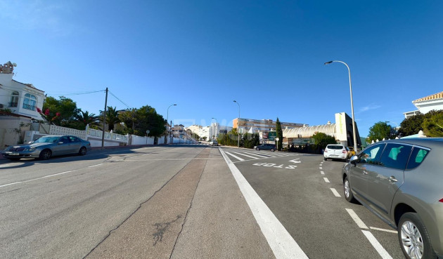 Odsprzedaż - Kamienica - Torrevieja - La Mata