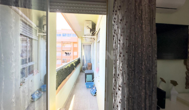 Odsprzedaż - Mieszkanie w bloku - Torrevieja - Centro