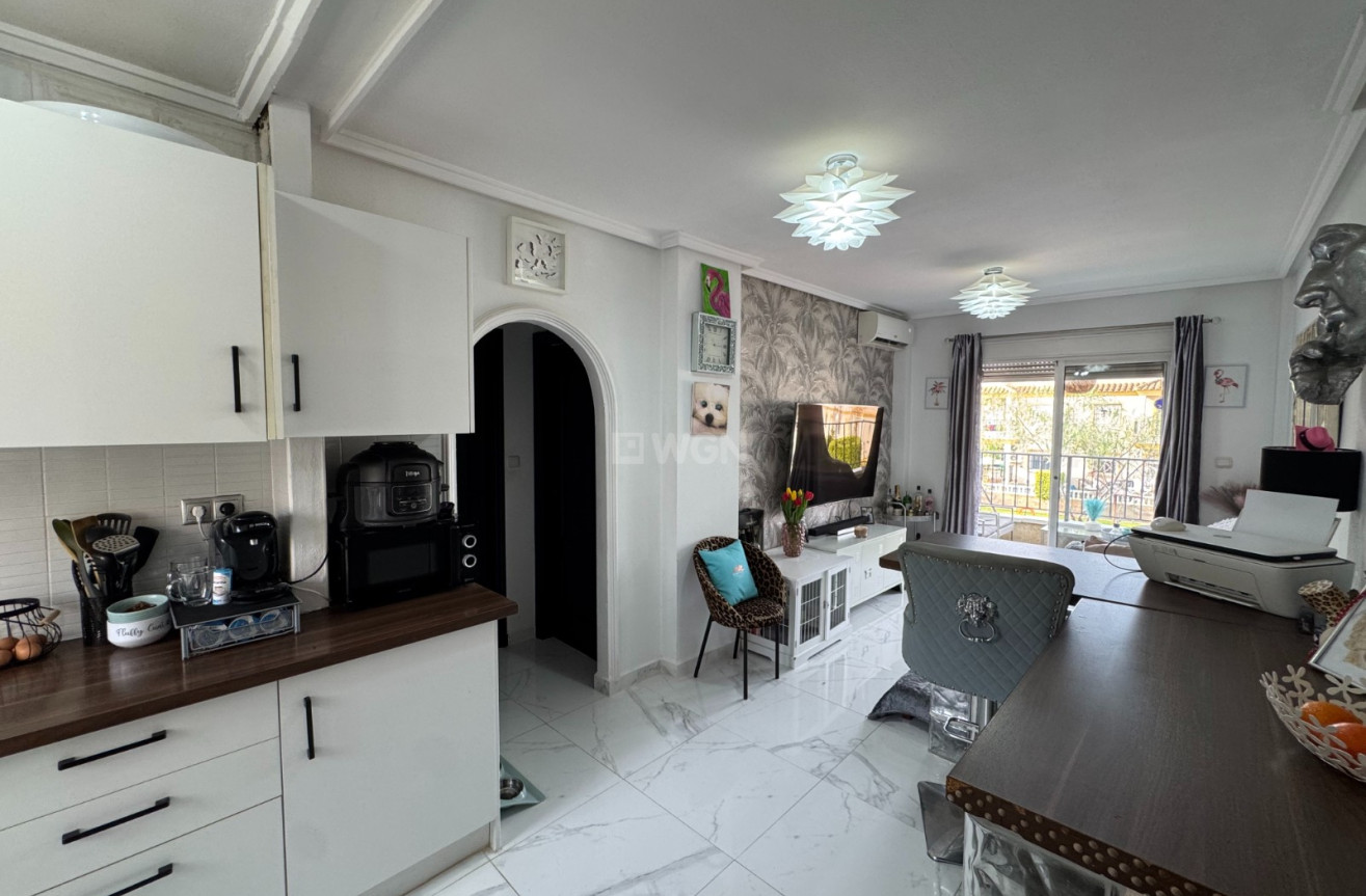 Odsprzedaż - Mieszkanie w bloku - Orihuela Costa - Costa Blanca