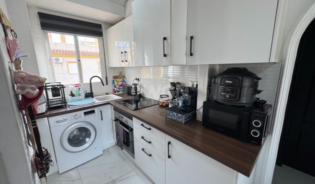 Odsprzedaż - Mieszkanie w bloku - Orihuela Costa - Costa Blanca