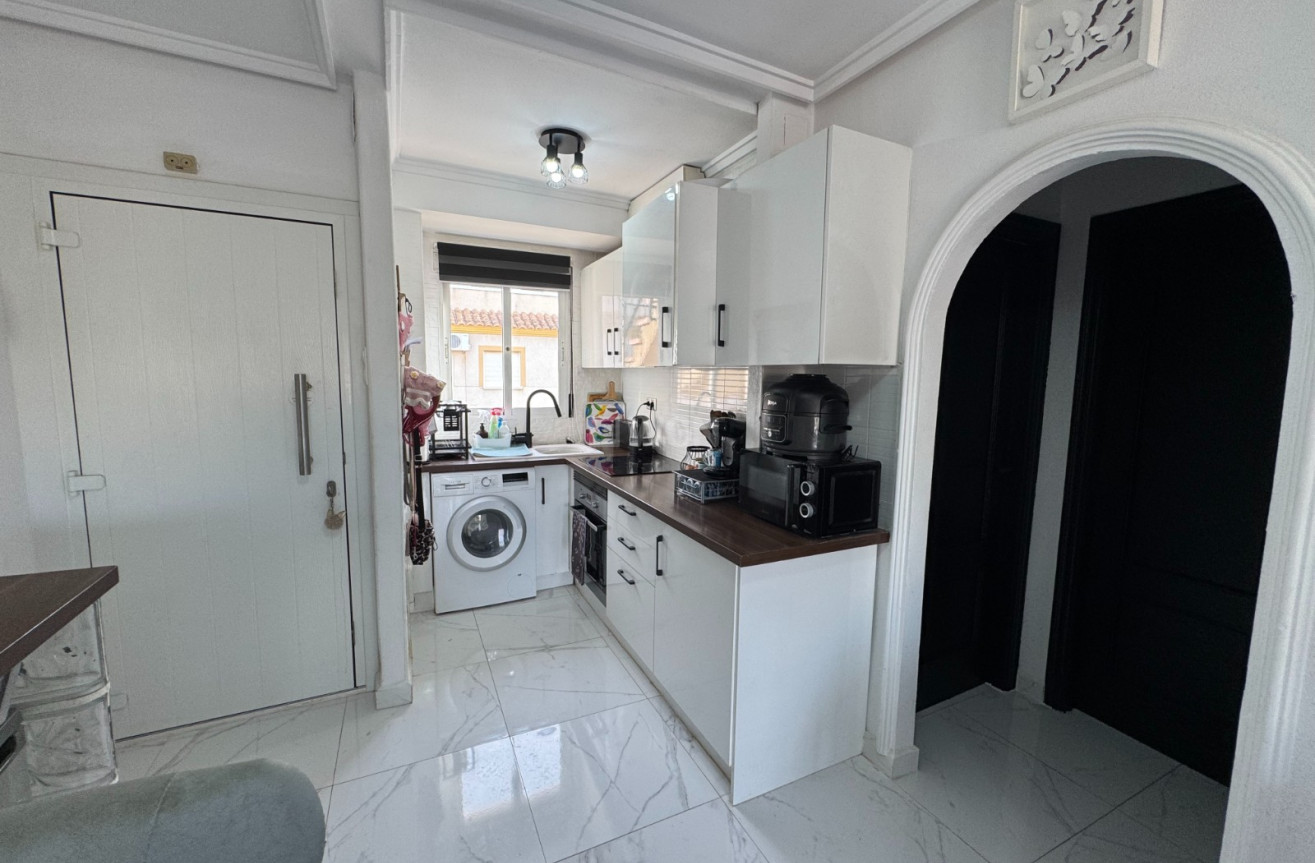 Odsprzedaż - Mieszkanie w bloku - Orihuela Costa - Costa Blanca