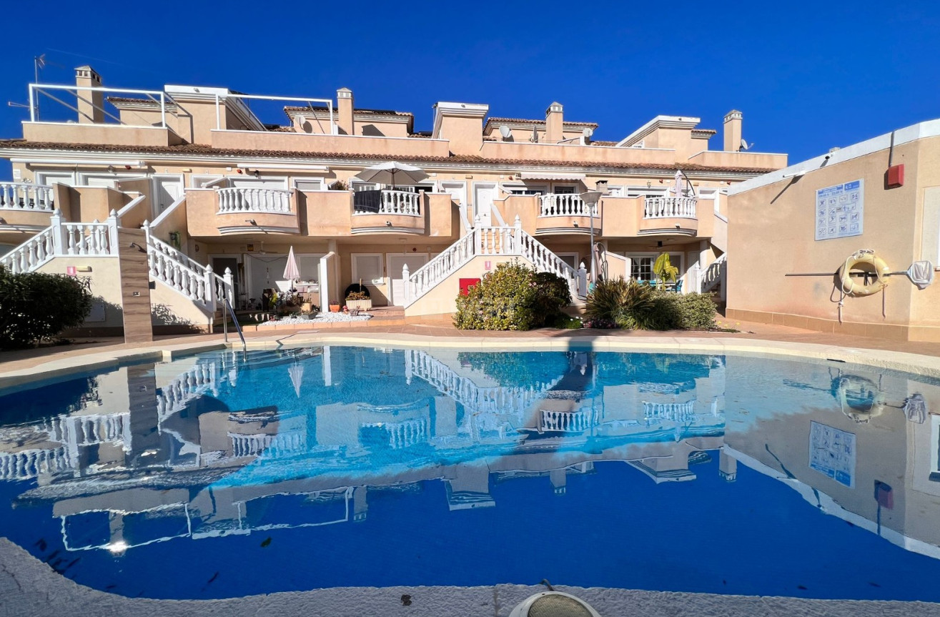 Odsprzedaż - Mieszkanie w bloku - Guardamar del Segura - Costa Blanca