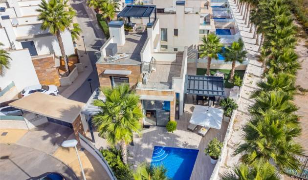 Odsprzedaż - Villa - Cabo Roig - Costa Blanca