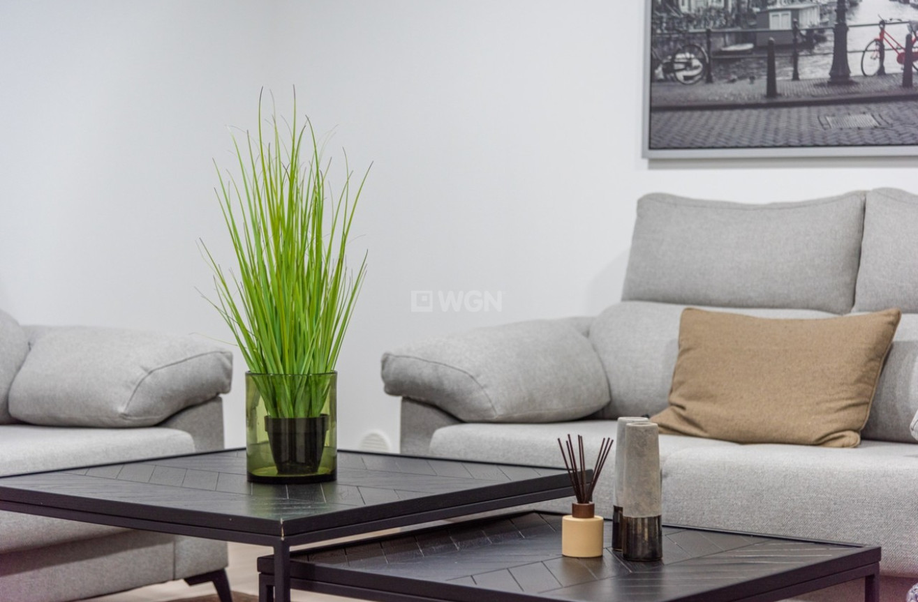 Odsprzedaż - Villa - Cabo Roig - Costa Blanca