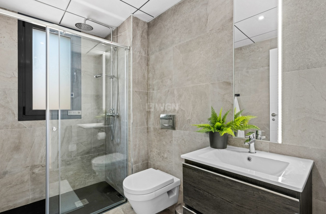 Odsprzedaż - Villa - Cabo Roig - Costa Blanca