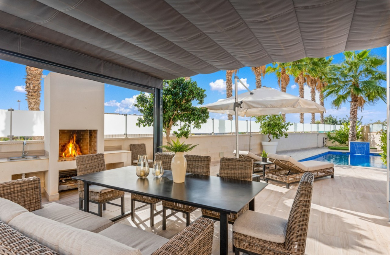 Odsprzedaż - Villa - Cabo Roig - Costa Blanca