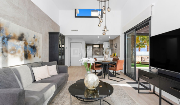 Odsprzedaż - Villa - Cabo Roig - Costa Blanca