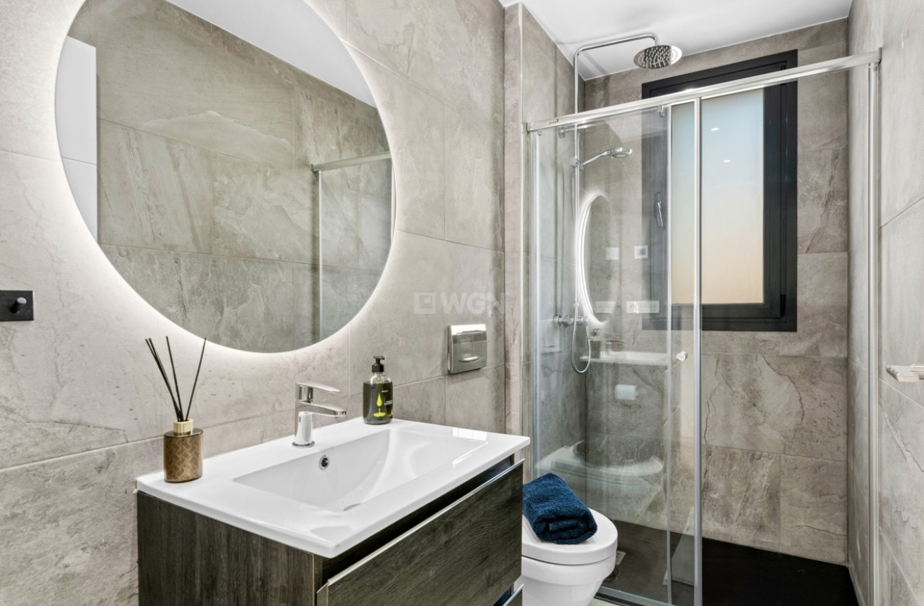 Odsprzedaż - Villa - Cabo Roig - Costa Blanca