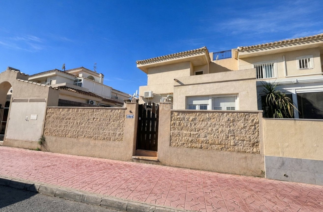 Odsprzedaż - Villa - Orihuela Costa - Costa Blanca