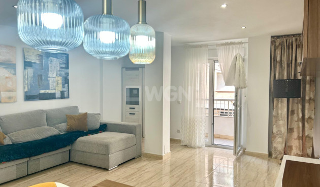 Resale - Apartment / flat - Torrevieja - Playa del Cura