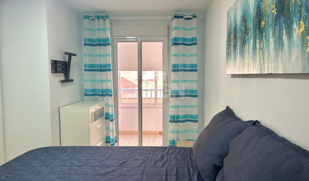 Resale - Apartment / flat - Torrevieja - Playa del Cura