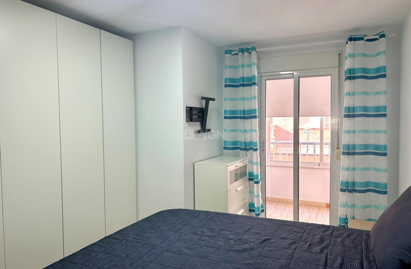 Resale - Apartment / flat - Torrevieja - Playa del Cura