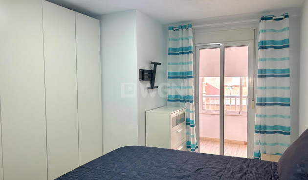 Resale - Apartment / flat - Torrevieja - Playa del Cura