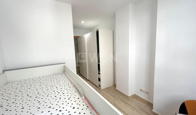 Resale - Apartment / flat - Torrevieja - Playa del Cura